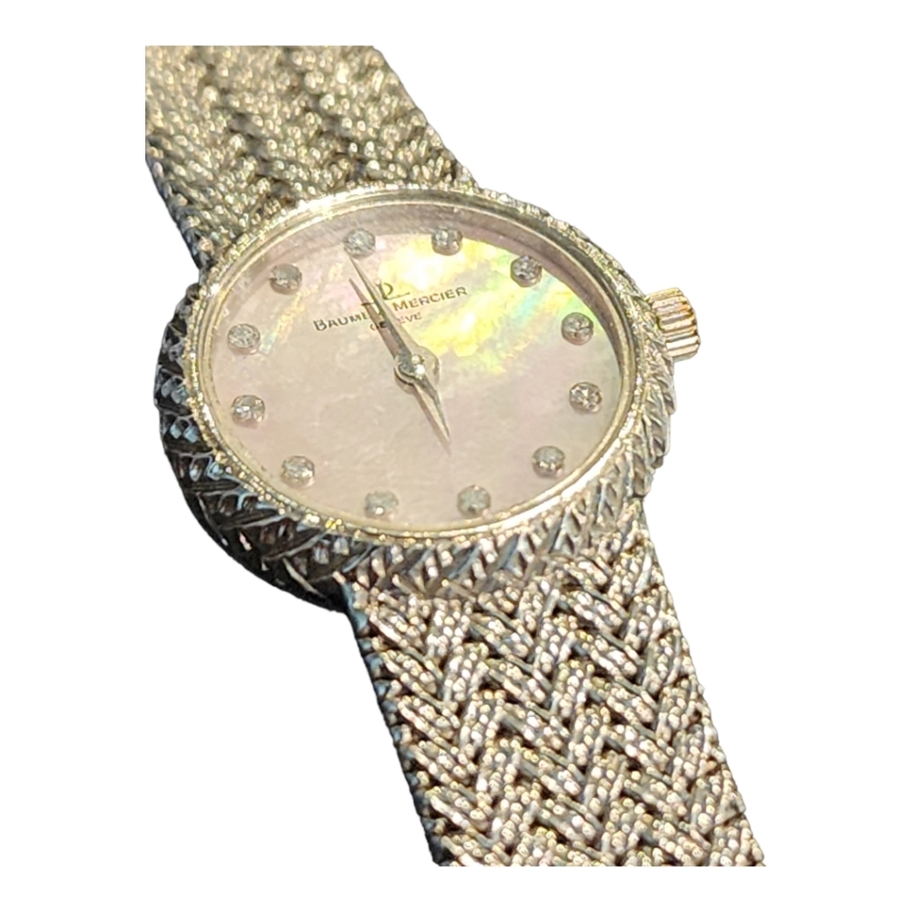 Baume & Mercier women's watch 18K White Gold, Pink MOP diamonds face